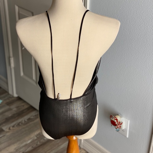 Zara Deep V Bodysuit - Picture 5 of 5